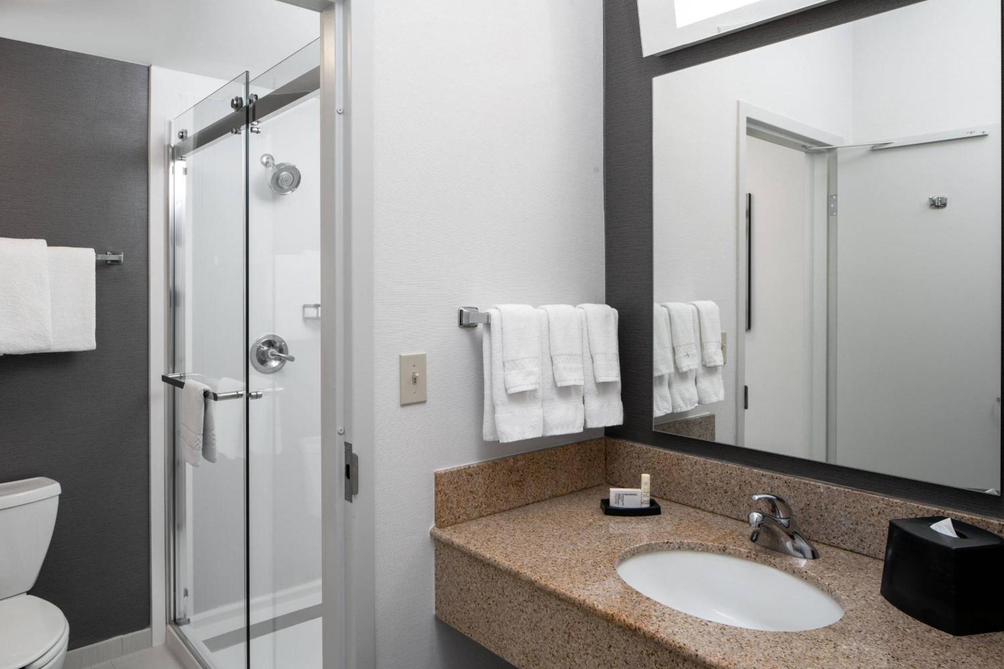 Courtyard By Marriott Dulles Airport Herndon/Reston Extérieur photo