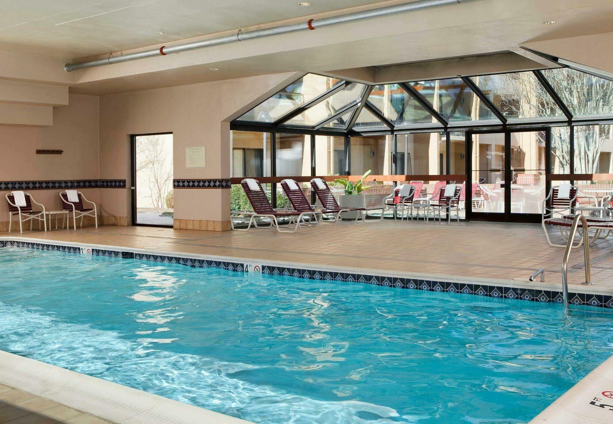 Courtyard By Marriott Dulles Airport Herndon/Reston Extérieur photo